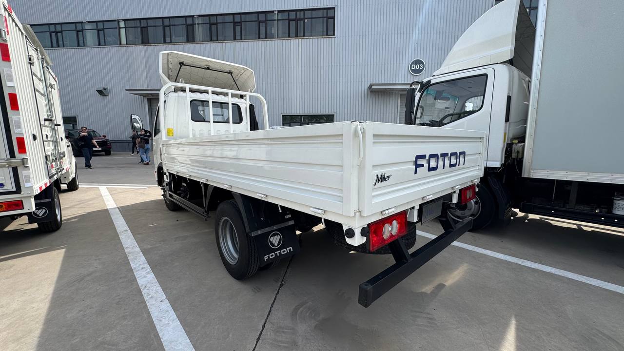 Поездка на завод Foton в честь 30-летия компании