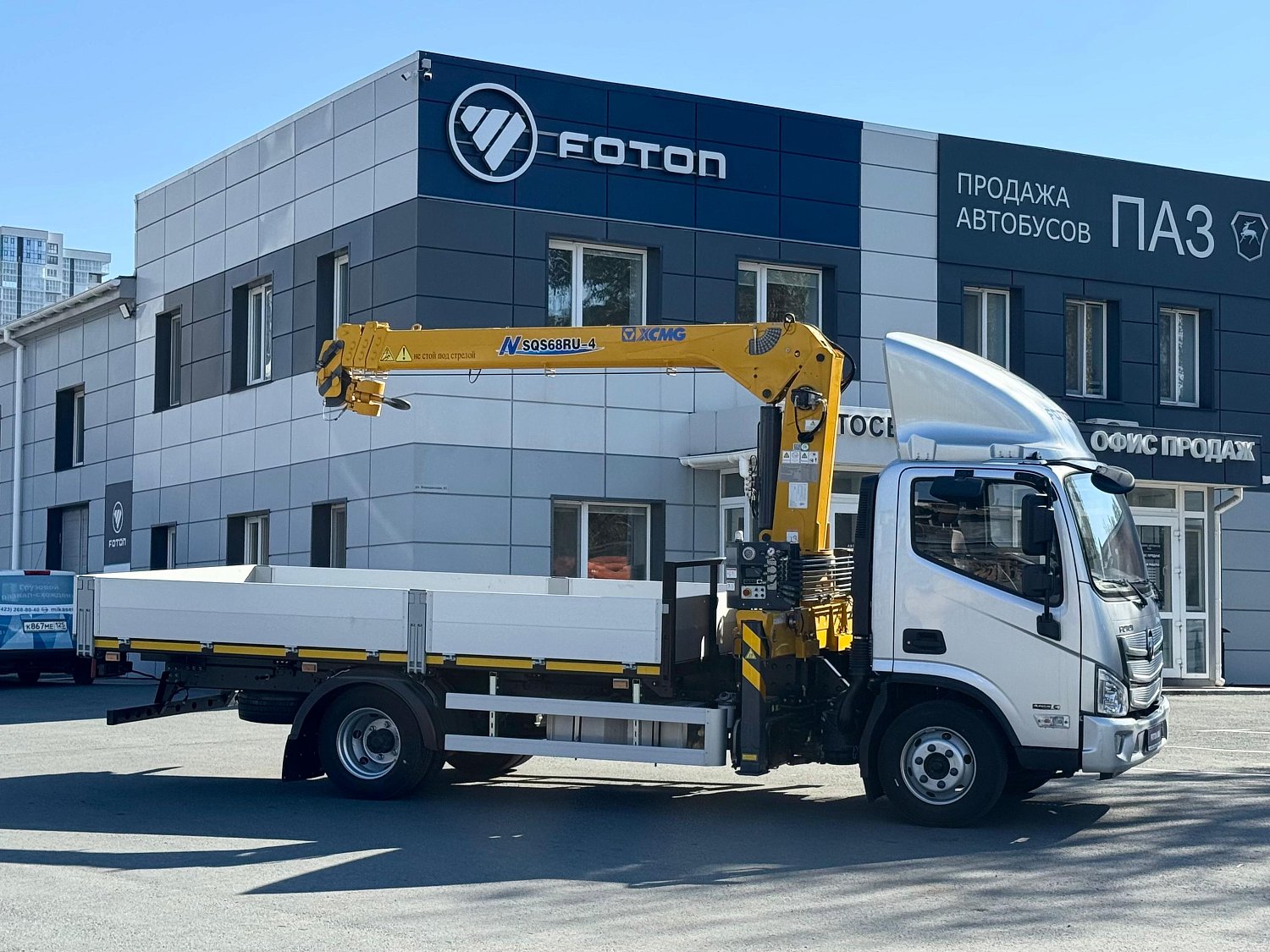 Бортовой грузовик Foton S85 с КМУ XCMG SQS68
