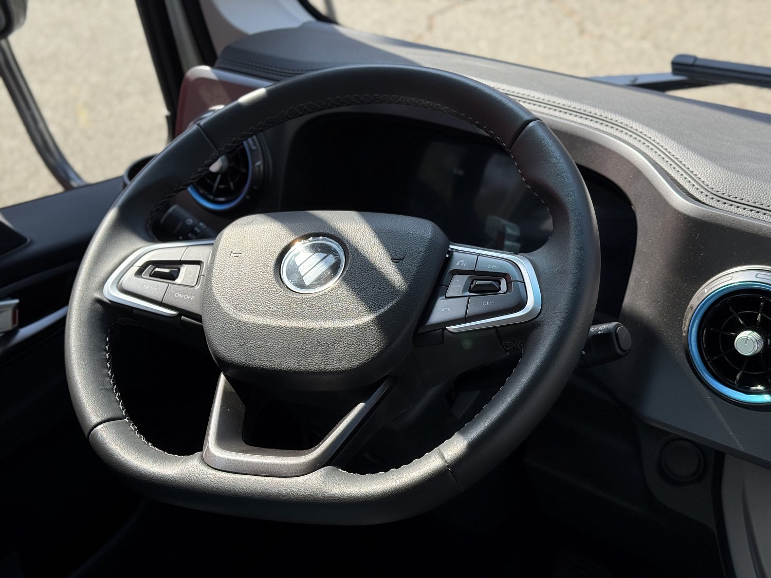 FOTON S35 и GALAXY представили на выставке «АСМАП-Восток-2026» во Владивостоке