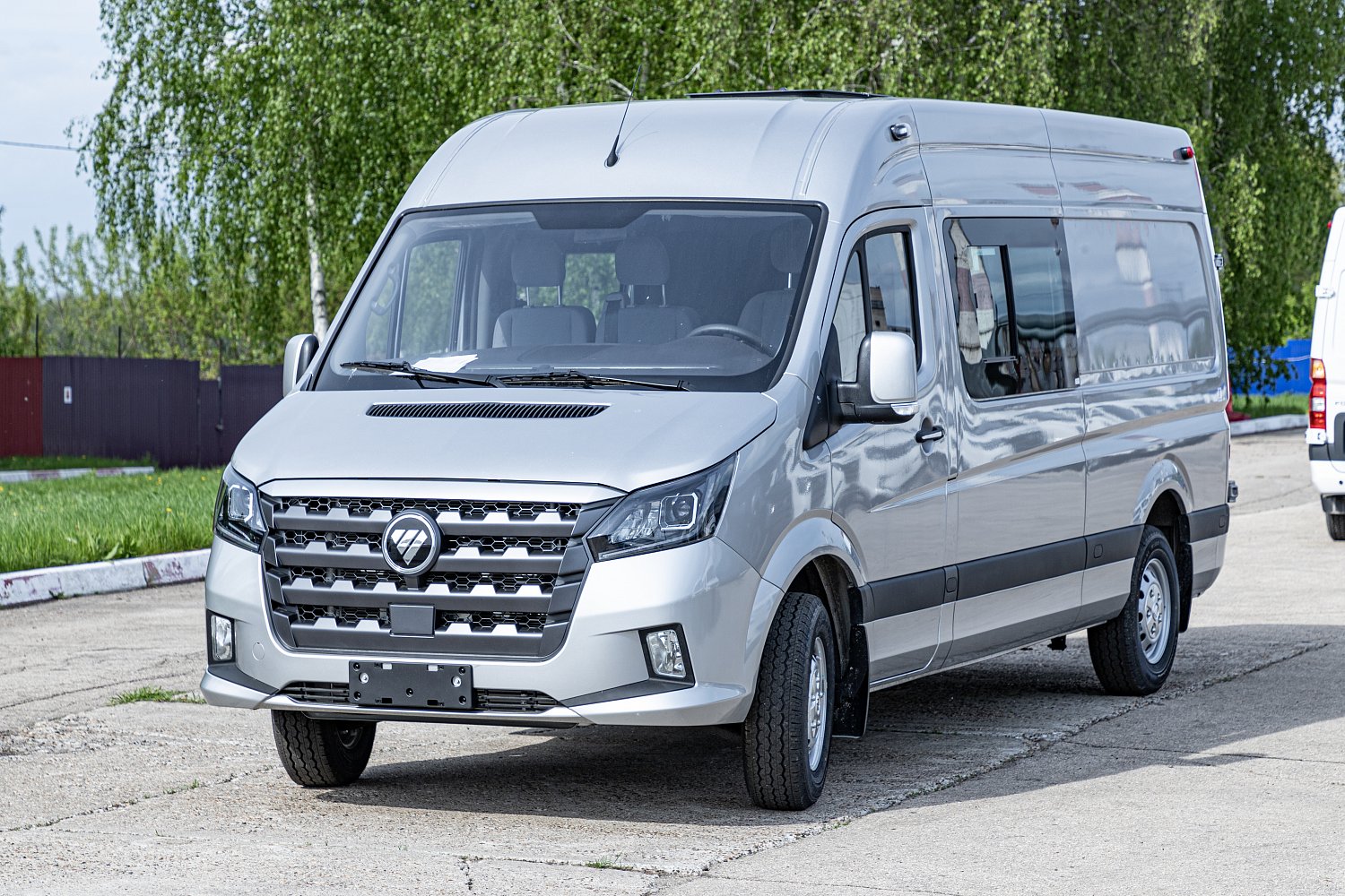 Грузопассажирские фургоны FOTON: готовые решения для бизнеса