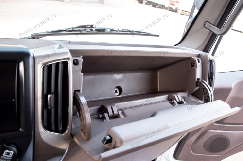 Промтоварный фургон FOTON Aumark S120